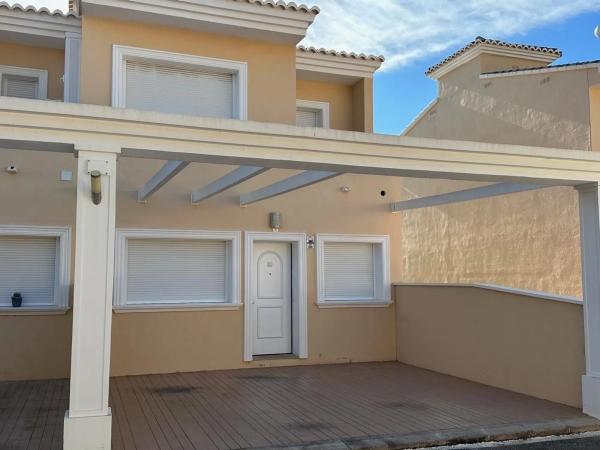 Dúplex en Partida Villas Estacion