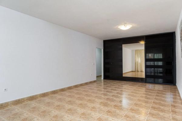 Piso en calle San Isidro