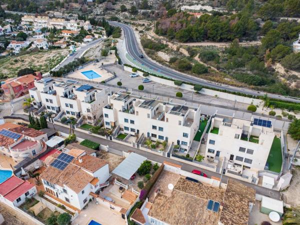 Chalet adosado en Urbanización Canuta