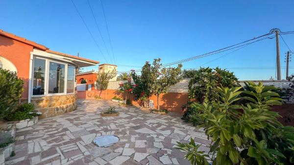 Casa independiente en Partida Vallesa, 1 ---d