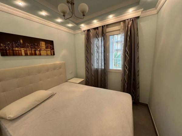 Piso en calle Delfín, 3