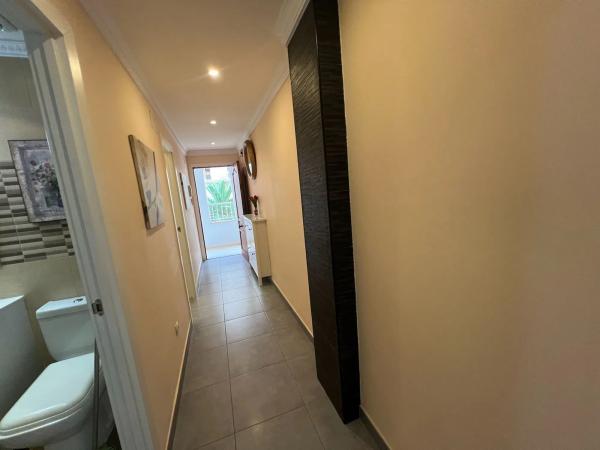 Piso en calle Delfín, 3