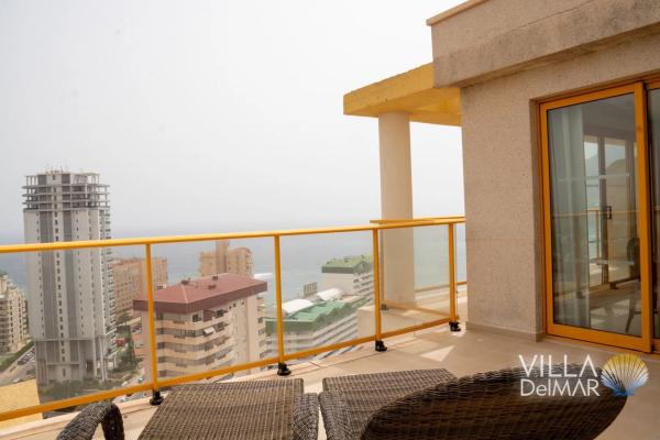 Ático en avenida Juan Carlos I, 50