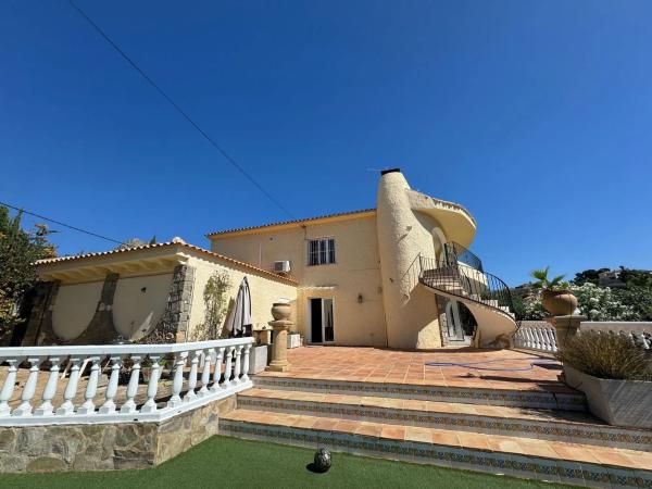 Casa independiente en Urbanización Canuta Baja