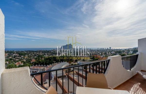 Chalet adosado en partida tosal de la cometa