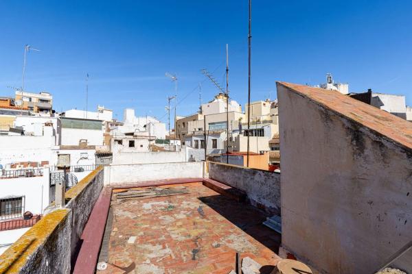 Casa de pueblo en calle de Pedro García Ortiz