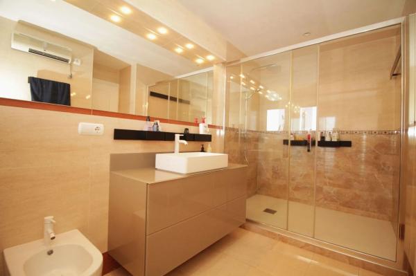 Ático en calle Dinamarca