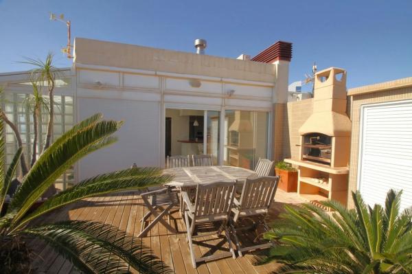 Ático en calle Dinamarca