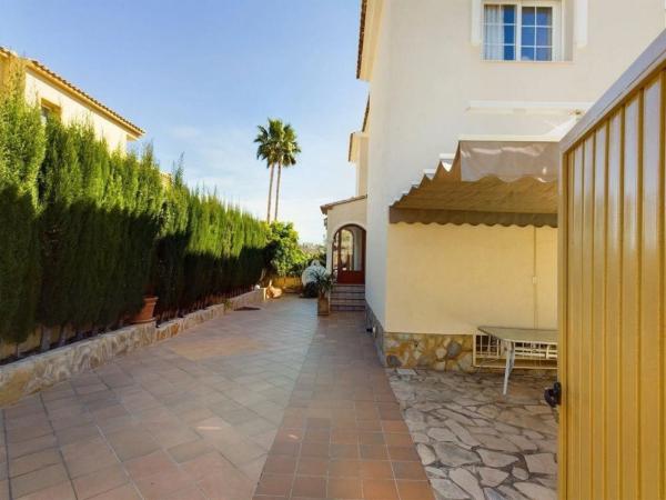 Chalet en Manzanera-Tosal