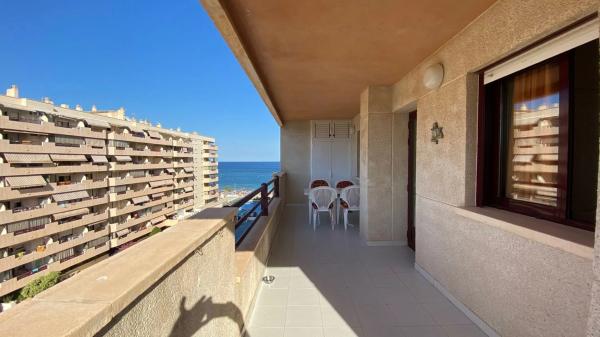 Piso en calle Llebeig, 1