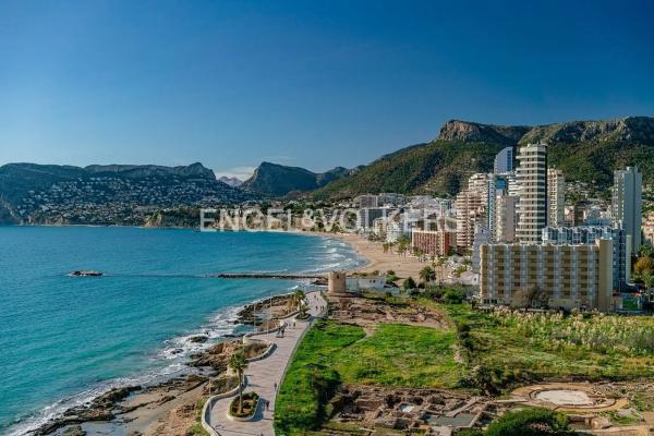 Dúplex en avenida Europa