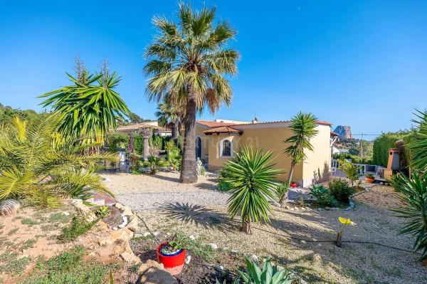 Casa independiente en Partida Canuta Alta, 3 -9