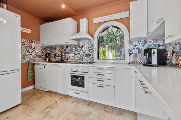 Casa independiente en Partida Canuta Alta, 3 -9