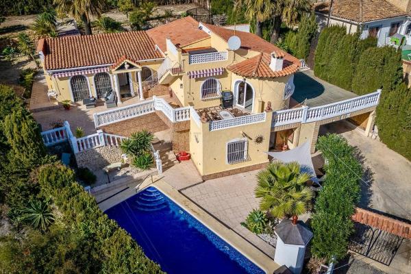 Casa independiente en Partida Canuta Alta, 3 -9