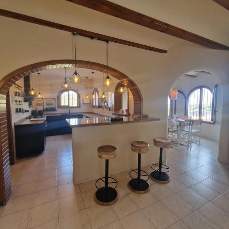 Casa independiente en Partida la Empedrola