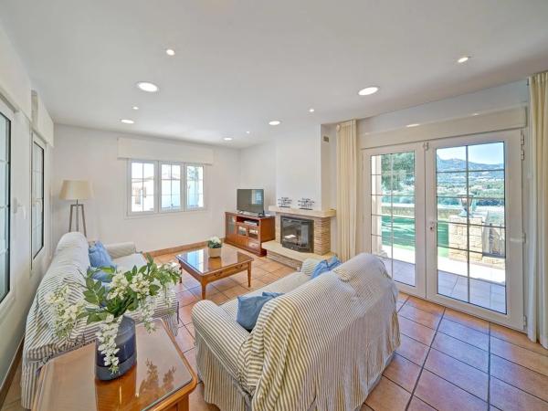 Casa independiente en Urbanizacion Ortenbach