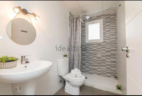 Chalet adosado en calle de Xipre, 156