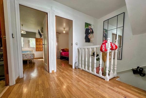 Chalet adosado en avenida del Carabasí