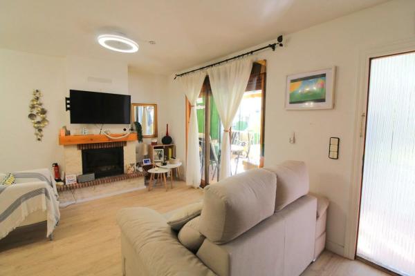 Chalet adosado en avenida del Carabasí