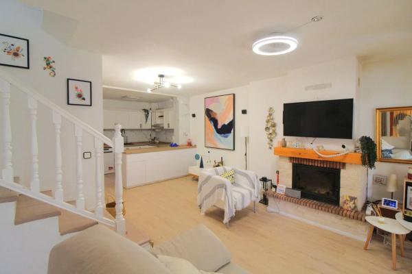 Chalet adosado en avenida del Carabasí