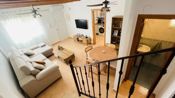 Chalet adosado en calle de Finlandia, 11