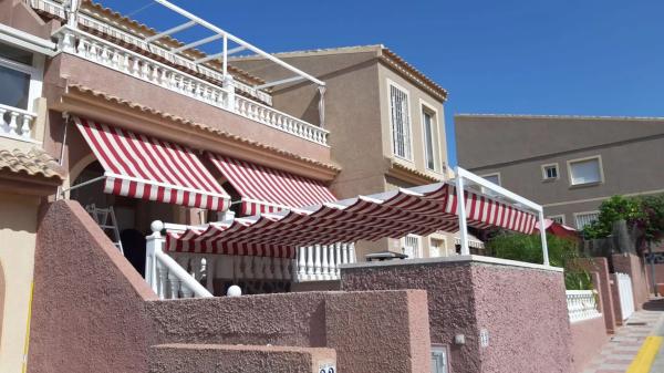 Chalet adosado en calle Canarias, 33