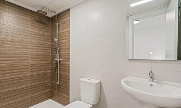 Piso en calle de Xipre, 70