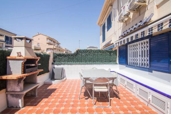 Chalet adosado en calle La Rioja s/n