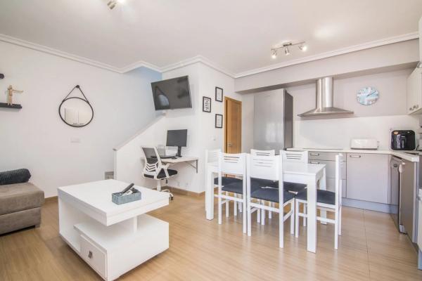 Chalet adosado en calle La Rioja s/n