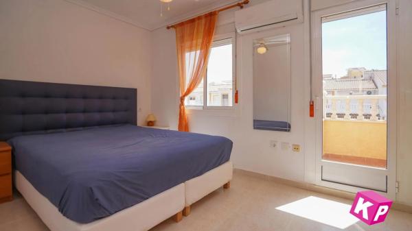 Chalet adosado en calle de Orden Jonico