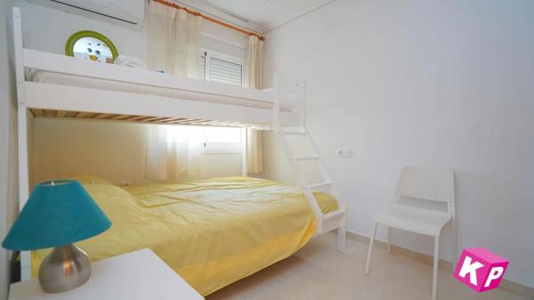 Chalet adosado en calle de Orden Jonico