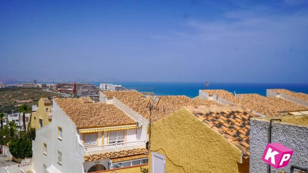 Chalet adosado en calle de Orden Jonico