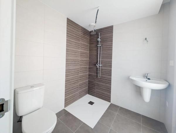 Casa independiente en calle Malta