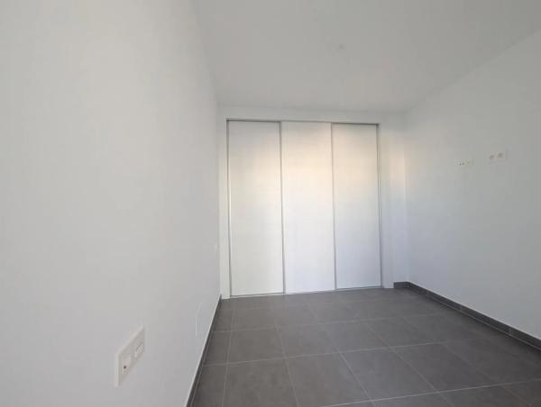 Casa independiente en calle Malta