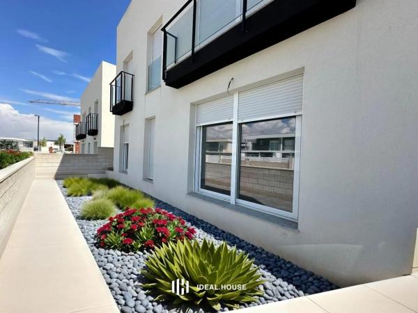 Casa independiente en calle de Creta