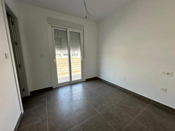 Casa independiente en calle de Creta