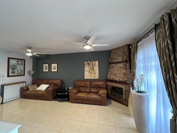 Chalet adosado en calle Monte de Santa Pola