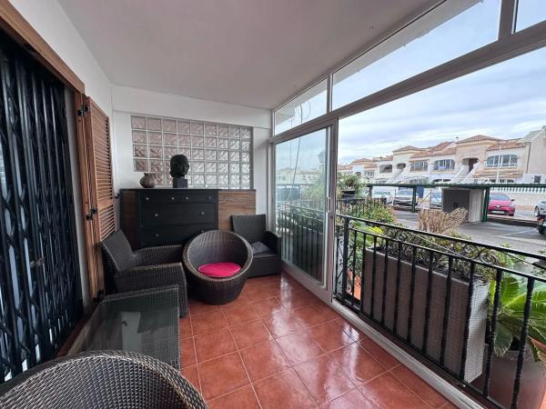 Chalet adosado en calle Monte de Santa Pola