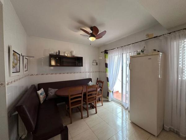 Chalet adosado en calle Monte de Santa Pola