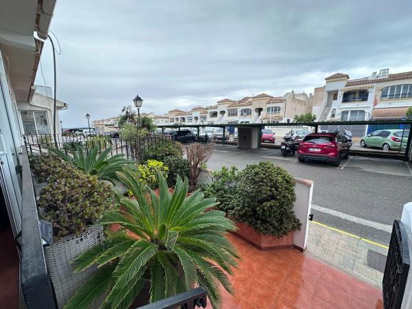 Chalet adosado en calle Monte de Santa Pola