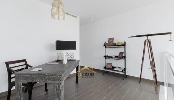 Casa independiente en calle Malta