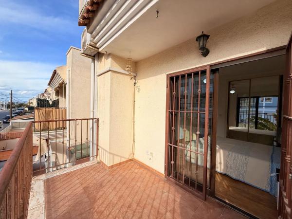 Chalet adosado en avenida D'Escandinàvia, 61