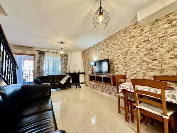 Chalet en calle Monte de Santa Pola