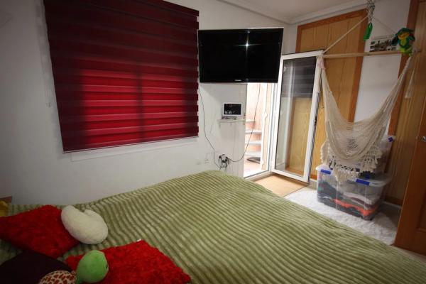 Chalet adosado en calle de Creta