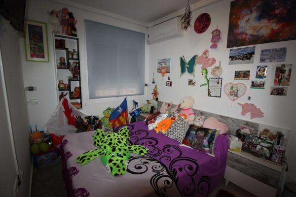 Chalet adosado en calle de Creta