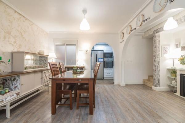 Chalet adosado en calle de Creta s/n