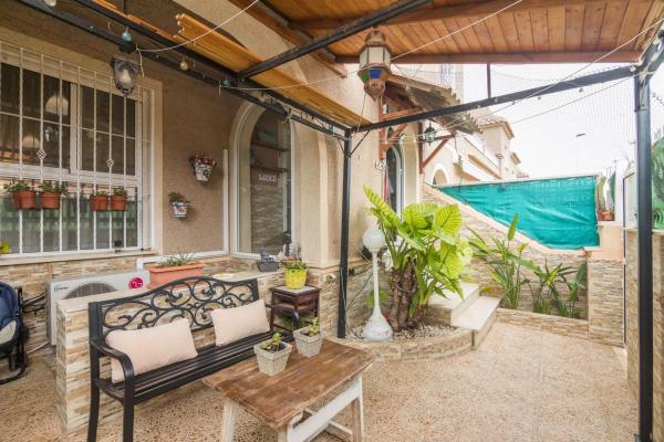 Chalet adosado en calle de Creta s/n