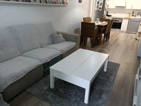 Estudio en avenida del Carabasí, 9