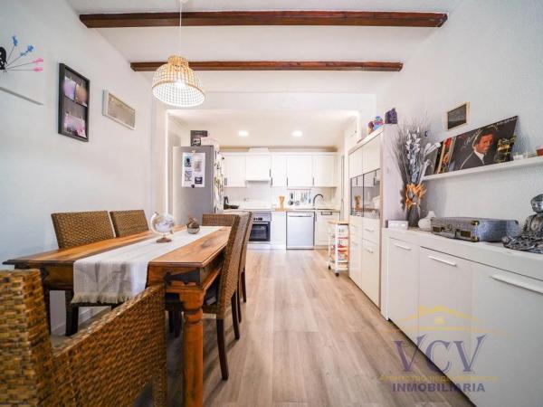 Chalet adosado en avenida del Carabasí