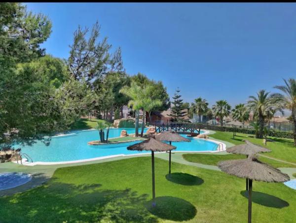 Chalet pareado en calle Monte de Santa Pola, 10